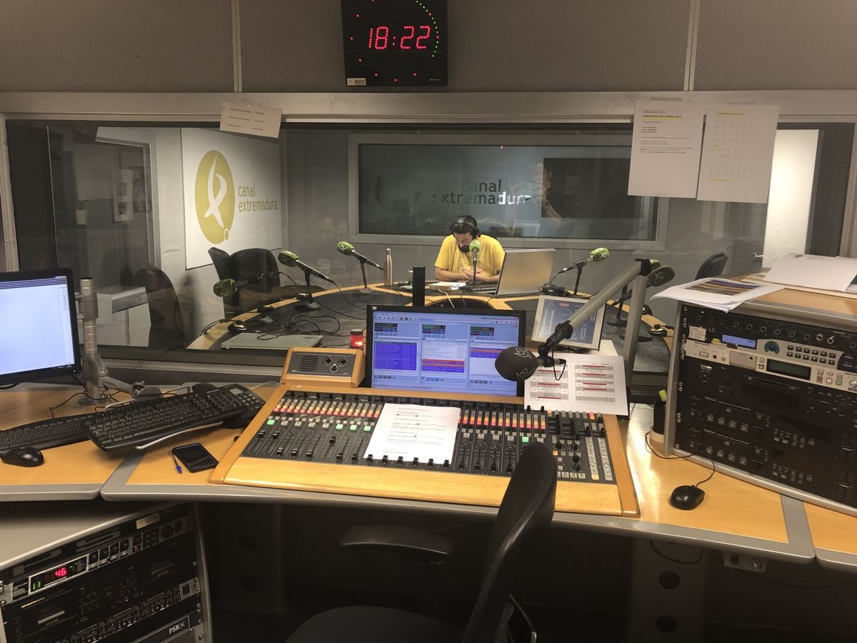 Centro de Cirugía Althea en Canal Extremadura Radio.